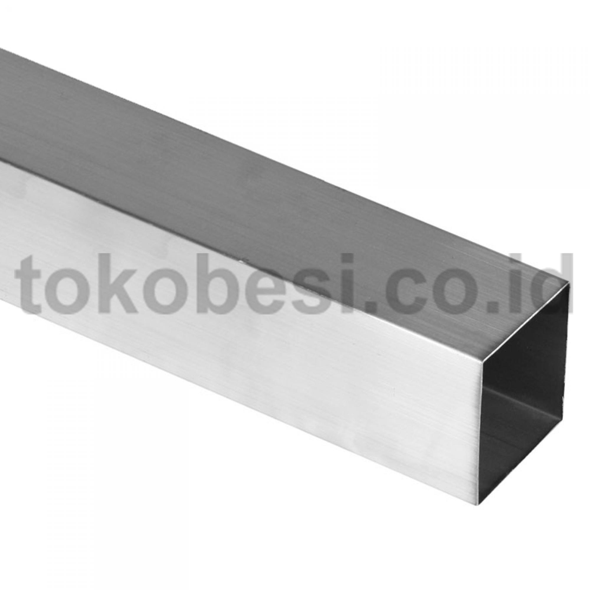 Pipa Kotak 201 HL Ø 25 x 25 x ≠ 0.8 x 6000 mm